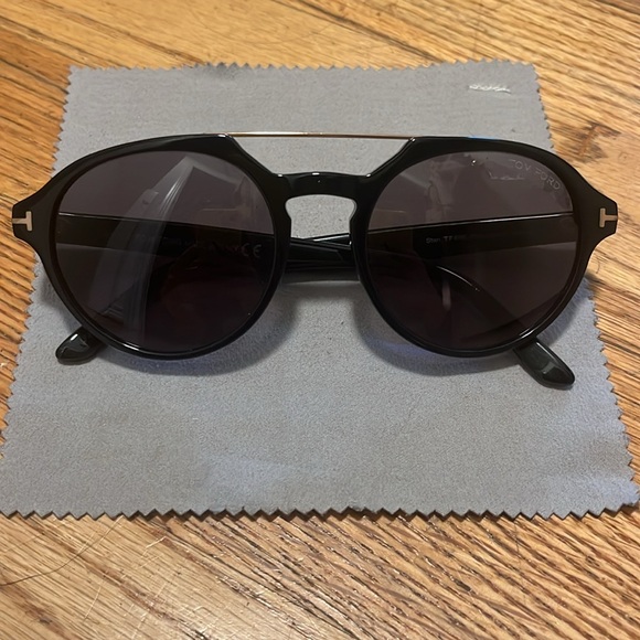 NEW Tom Ford STAN FT 0696 Black/Smoke/gold (01A) Sunglasses - Picture 2 of 9